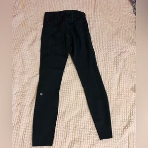 size 6 gray luxtreme lululemon legging